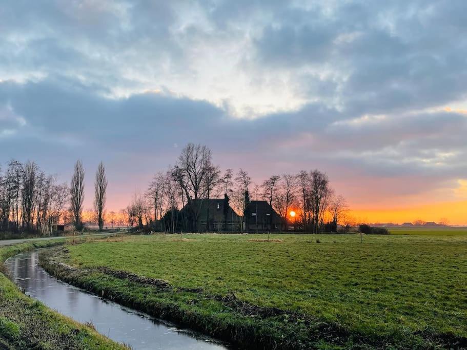 De Twee Zwanen Villa Delfstrahuizen ภายนอก รูปภาพ